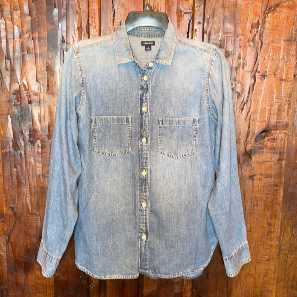 J Crew long sleeve Denim shirt. New w/tags. Size 4